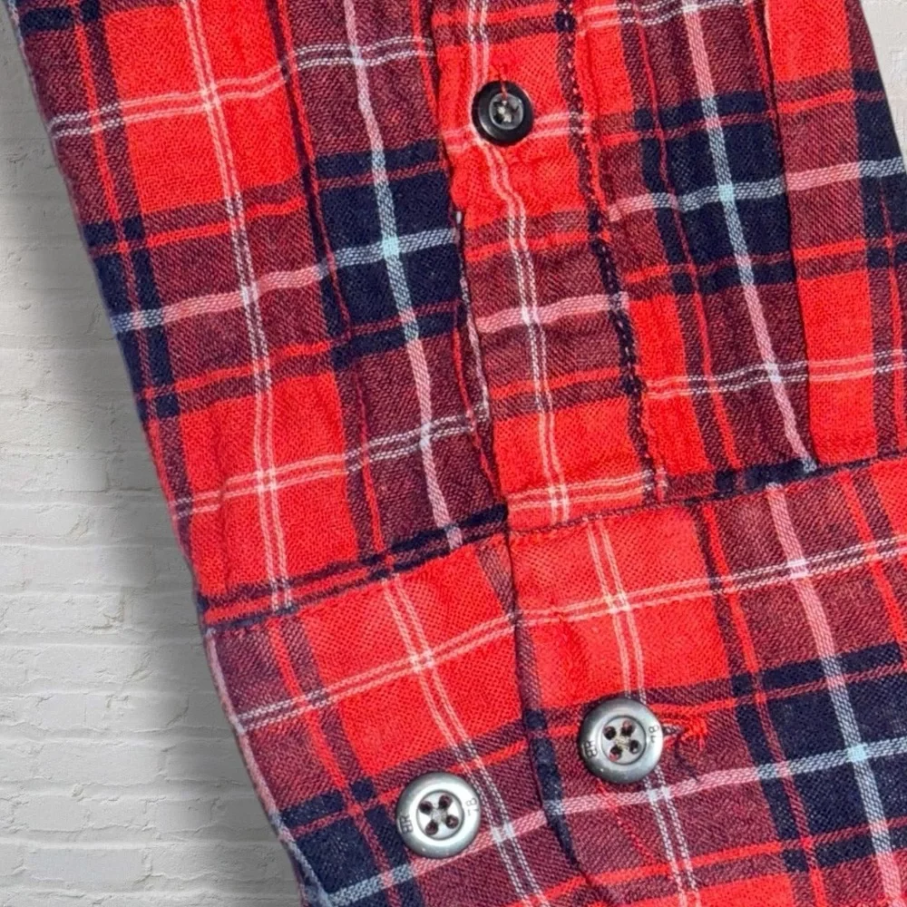 Banana Republic Slim Fit Plaid Flannel Shirt Red Navy Check Cotton Medium